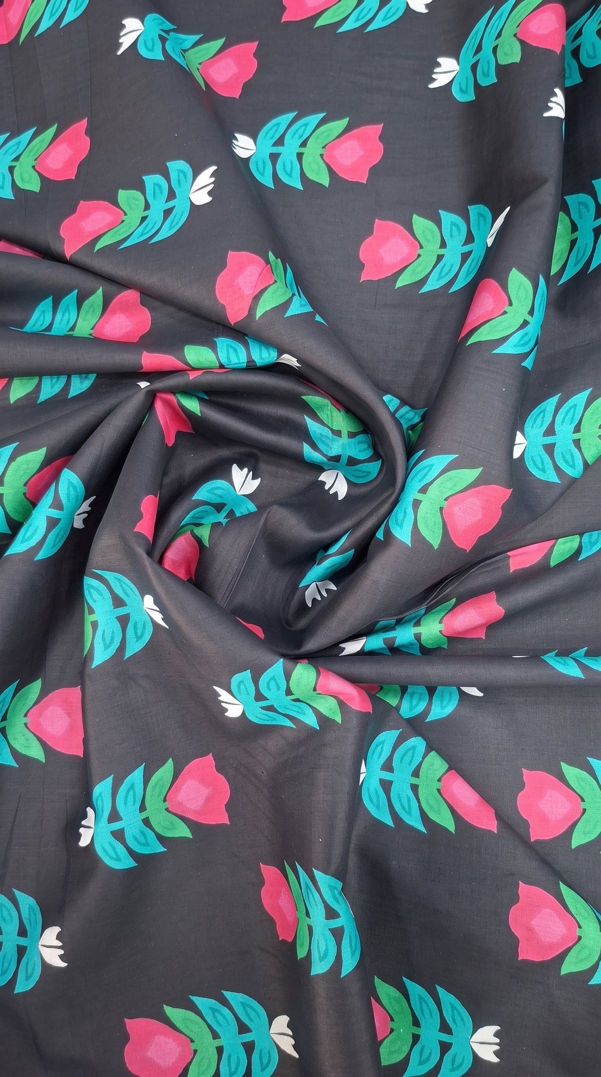 Printed Lawn Unstitched Fabric – FL26