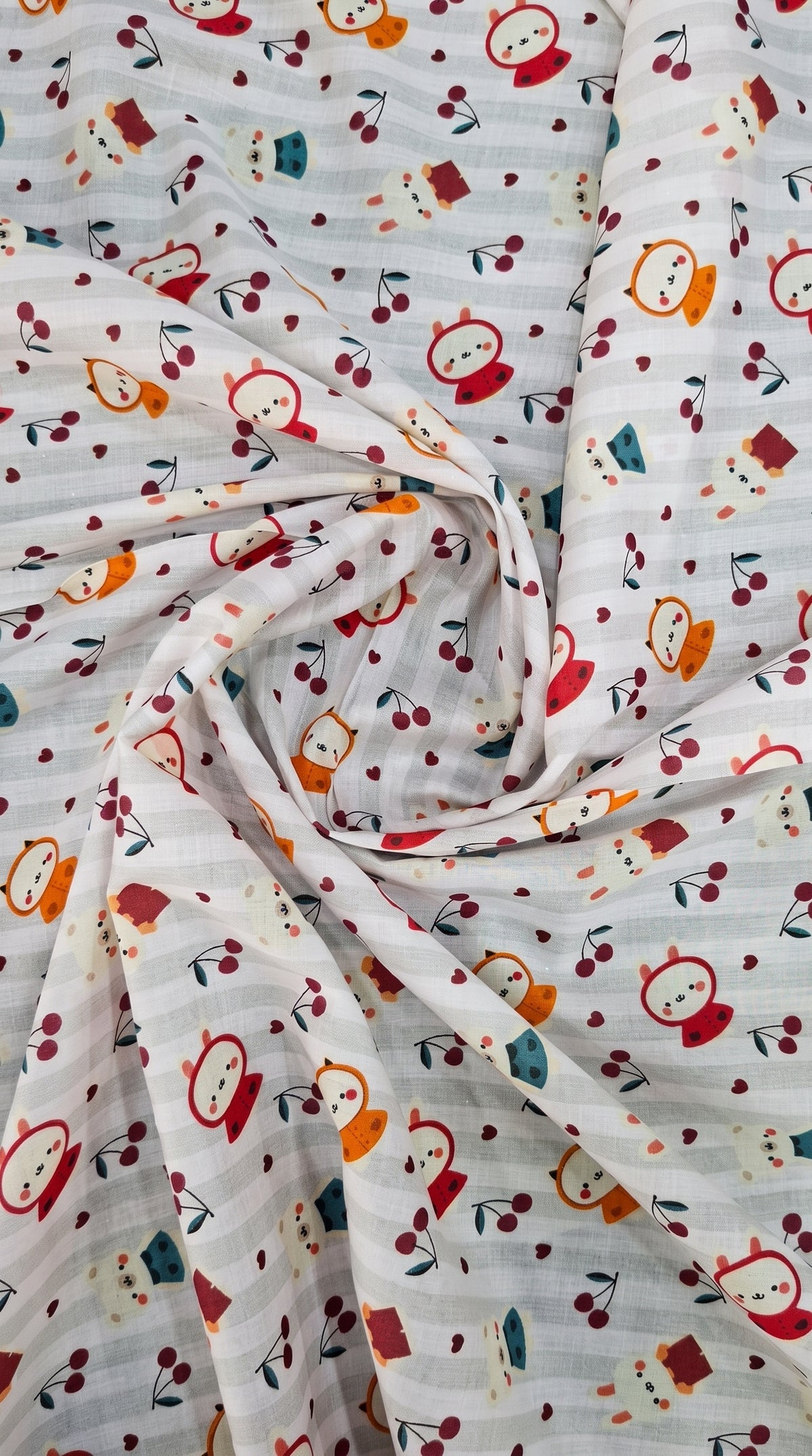 Printed Lawn Unstitched Fabric – FL37